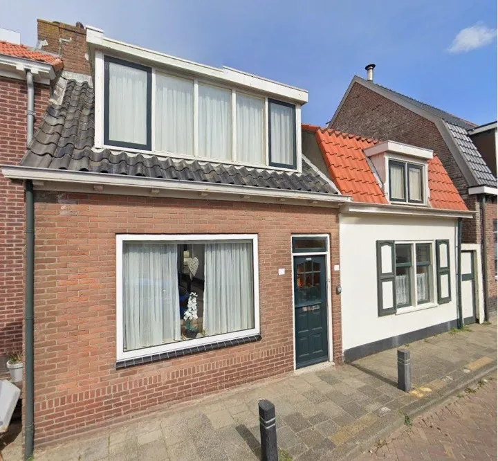 Voorgevel Noorderstraat 28 en 30 in Egmond aan Zee — bestaande situatie